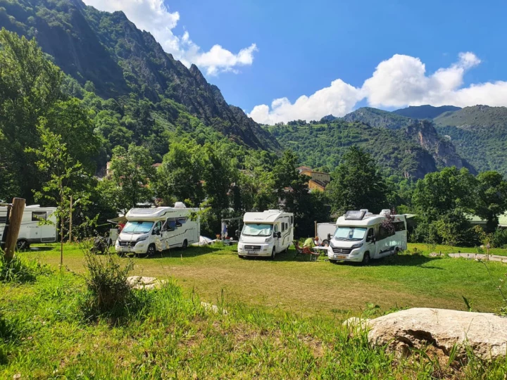 parking autocaravanas somiedo